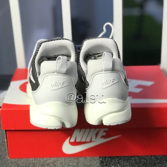 NWT Nike Air Pesto Fly SE Vast Gray WMNS - Picture 6 of 8
